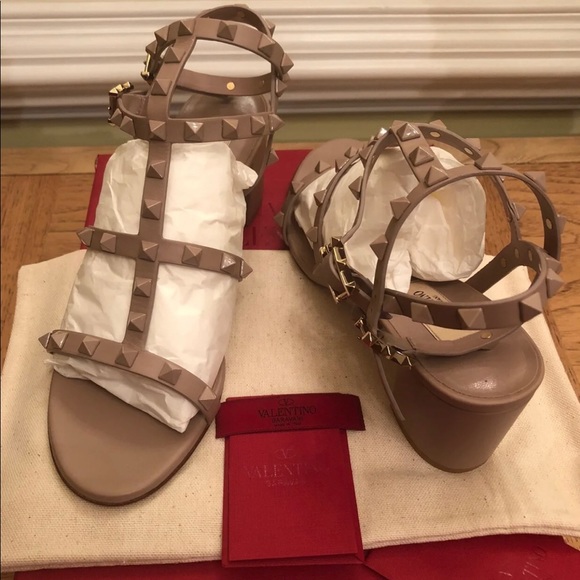 Valentino Garavani Shoes - ❌SOLD❌😊